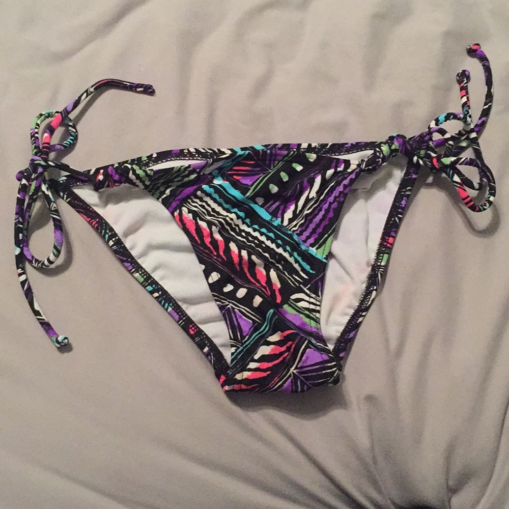 Bikini bottoms